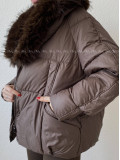 Zimná oversize bunda s kožušinou čokoládová A 211 Zimná oversize bunda s kožušinou čokoládová A 211